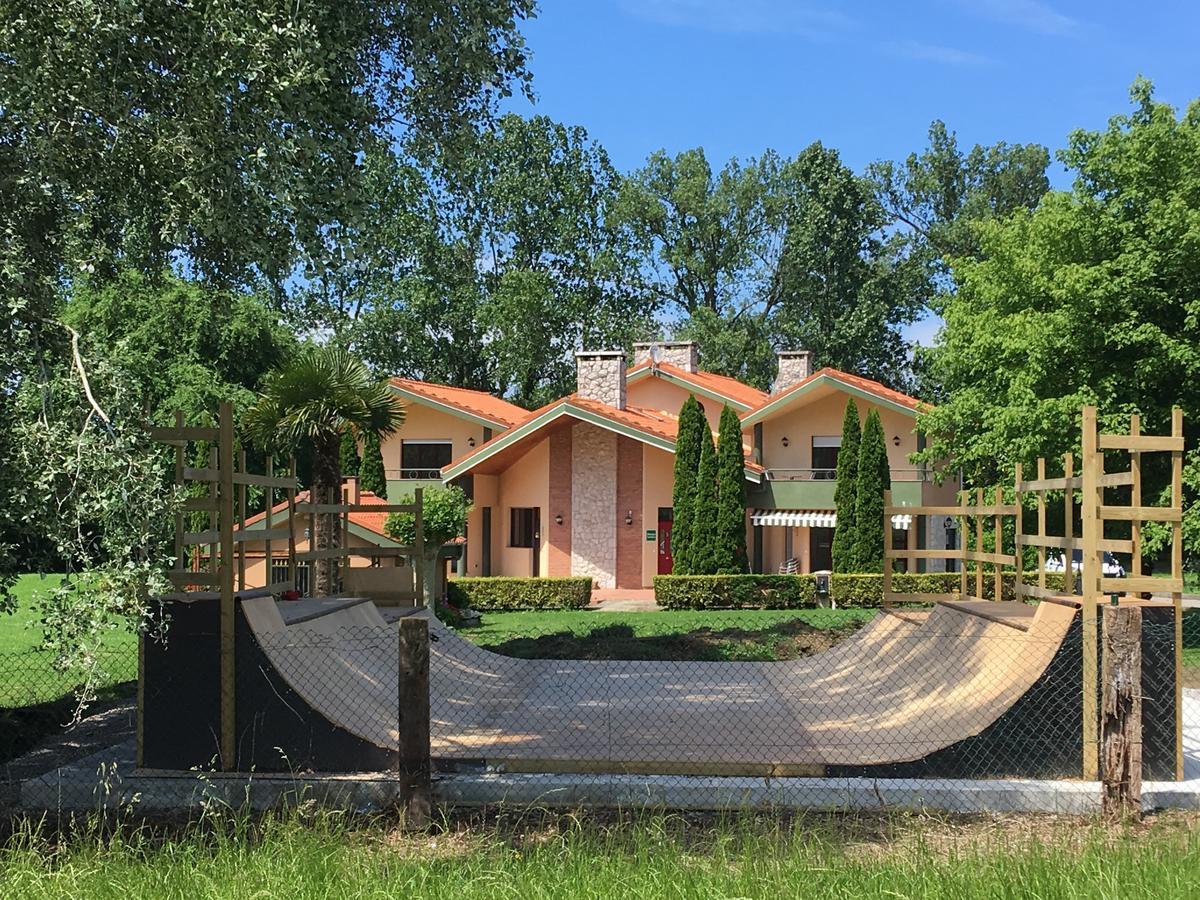 Somo Surfskate Hostel Castanedo  Ngoại thất bức ảnh