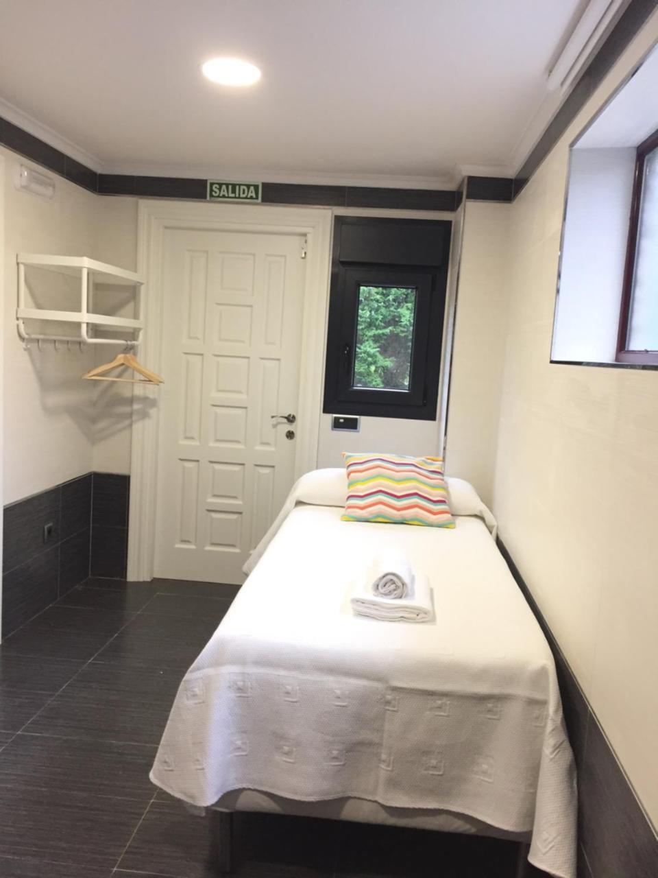 Somo Surfskate Hostel Castanedo  Ngoại thất bức ảnh